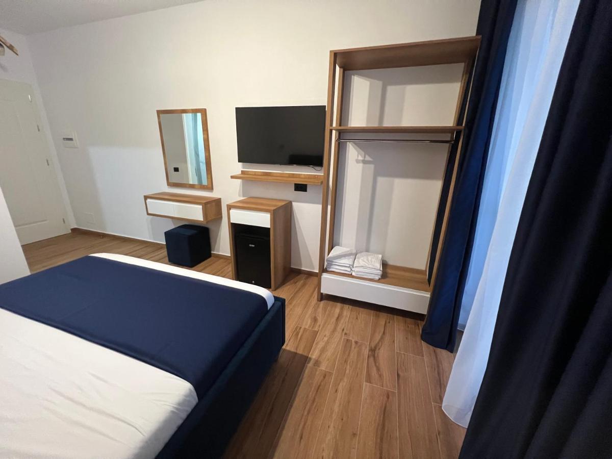 Illyrian Hotel Εξαμίλιο Εξωτερικό φωτογραφία
