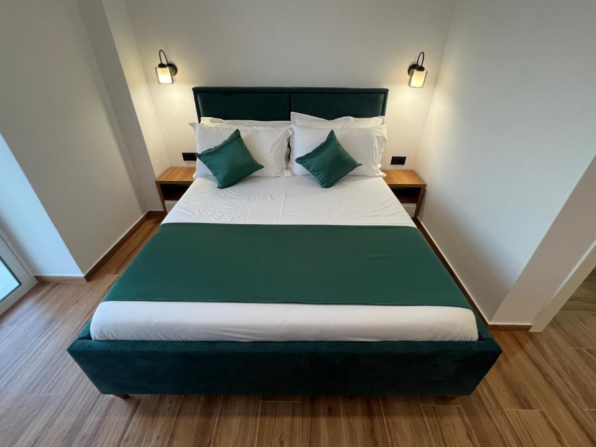 Illyrian Hotel Εξαμίλιο Εξωτερικό φωτογραφία