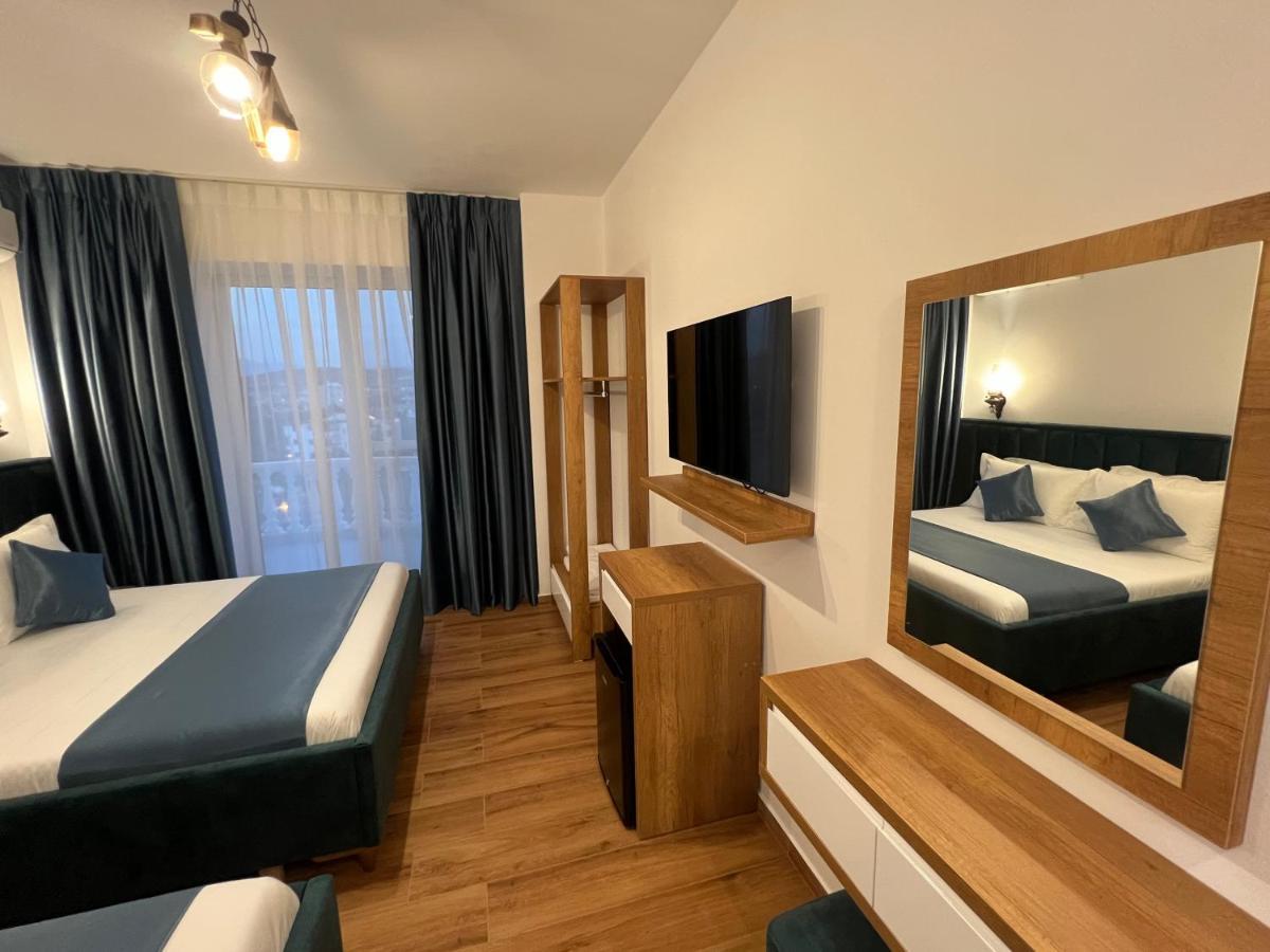Illyrian Hotel Εξαμίλιο Εξωτερικό φωτογραφία