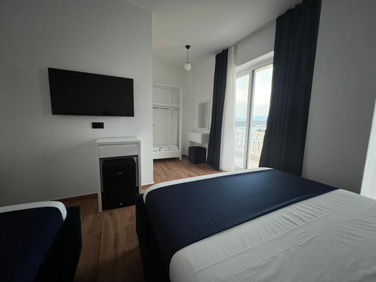 Illyrian Hotel Εξαμίλιο Εξωτερικό φωτογραφία