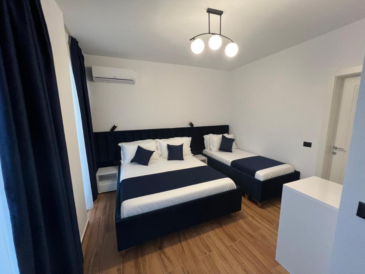Illyrian Hotel Εξαμίλιο Εξωτερικό φωτογραφία
