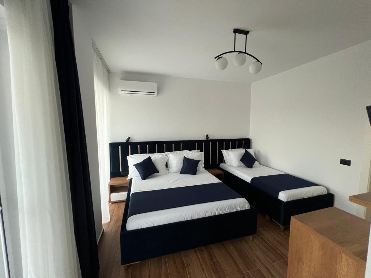 Illyrian Hotel Εξαμίλιο Εξωτερικό φωτογραφία