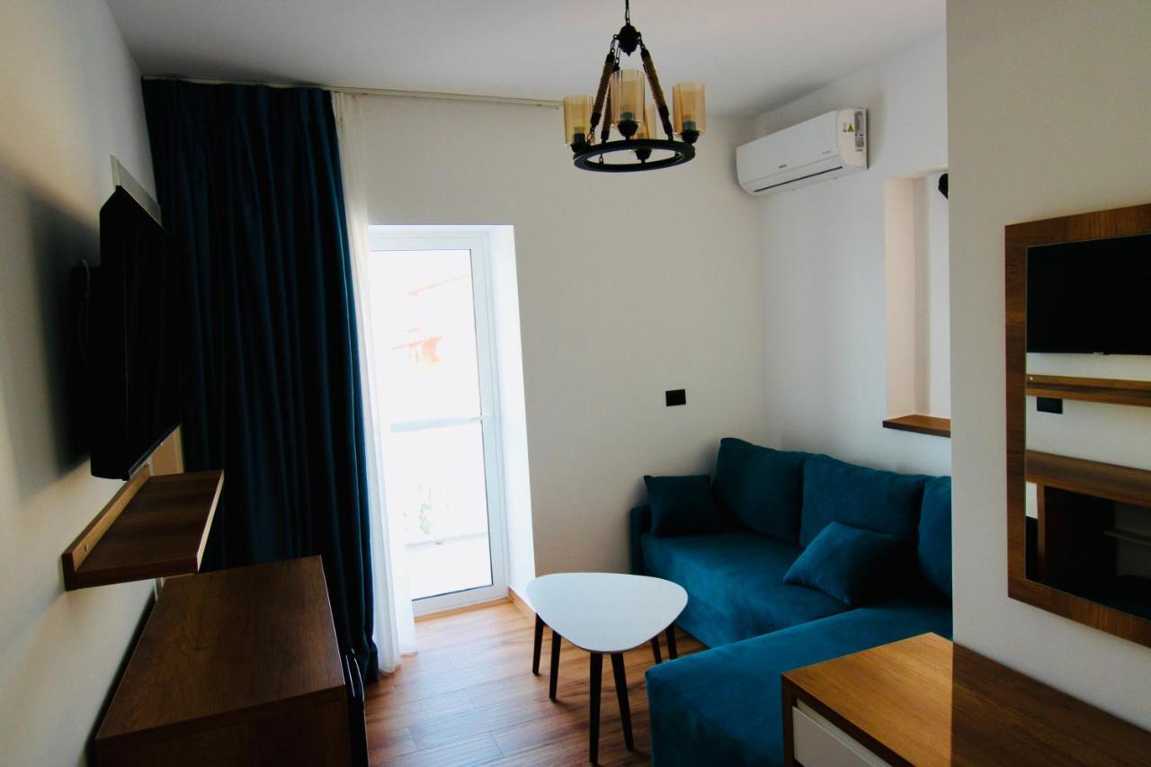 Illyrian Hotel Εξαμίλιο Εξωτερικό φωτογραφία