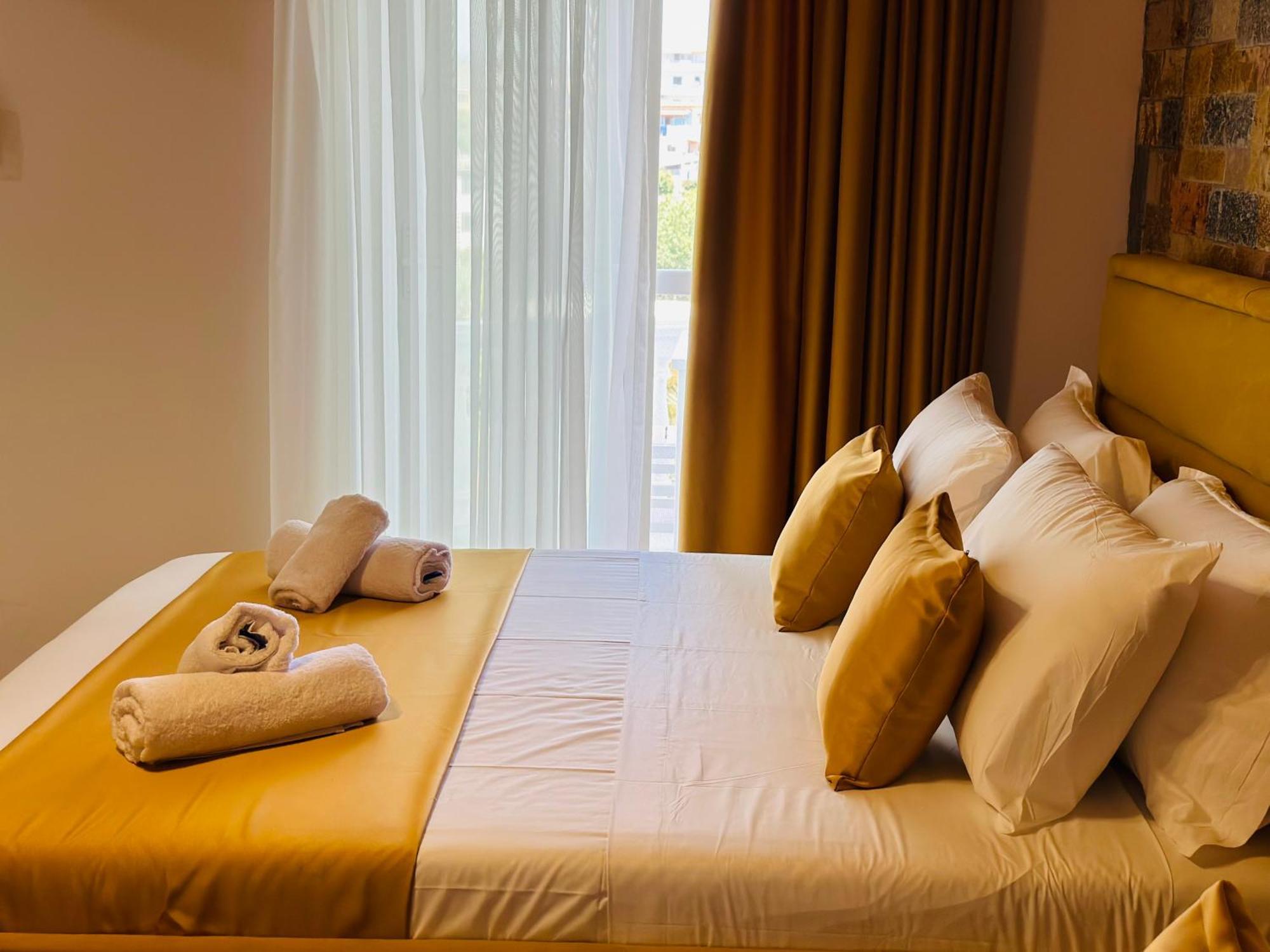 Illyrian Hotel Εξαμίλιο Εξωτερικό φωτογραφία