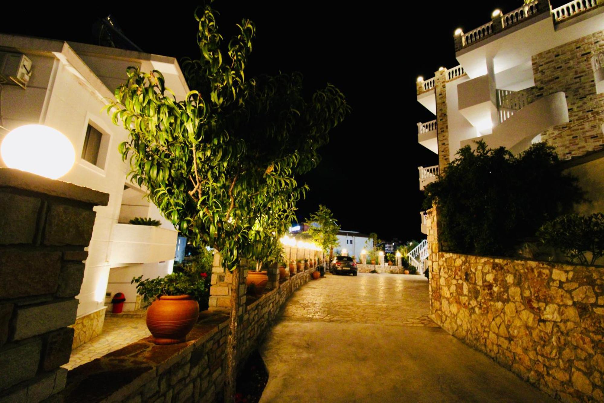 Illyrian Hotel Εξαμίλιο Εξωτερικό φωτογραφία